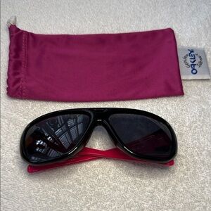 Oakley OO 9094-01 Correspondent Sunglasses Black Lava Pink USA 61/13 mm